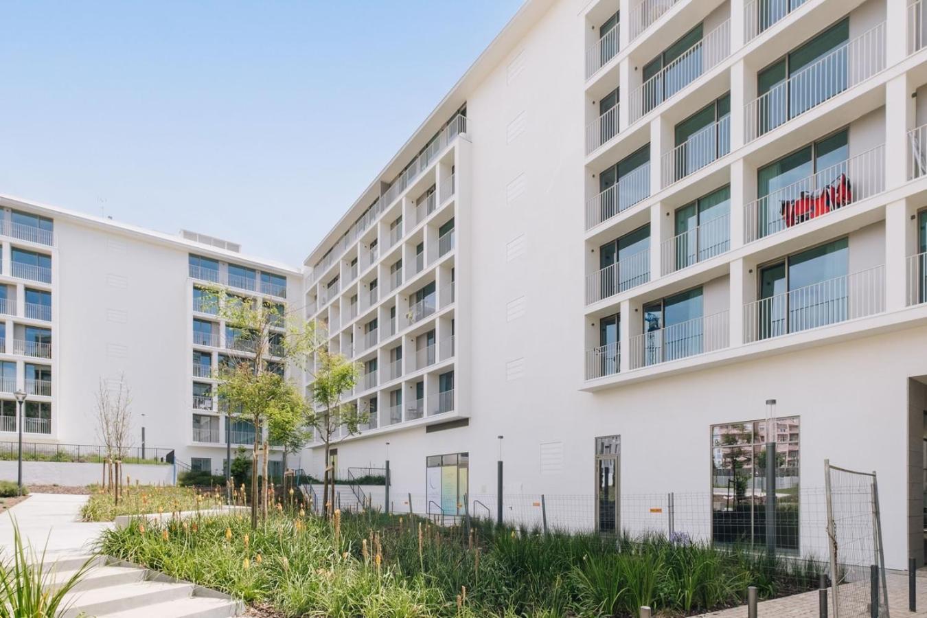 Farol - 1 Bedroom With Pool In Areeiro Apartment Lisbon